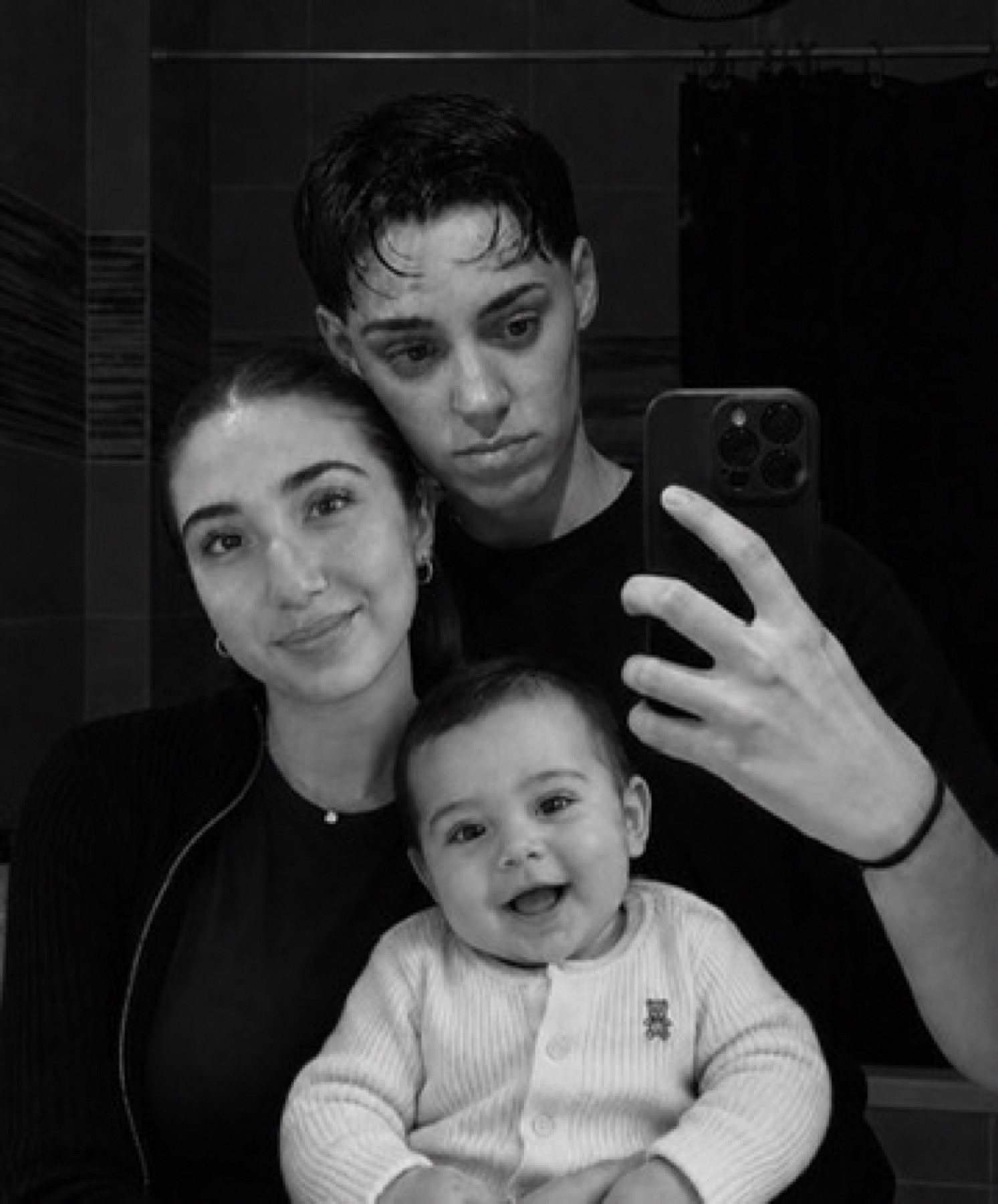 Photo de famille en noir et blanc